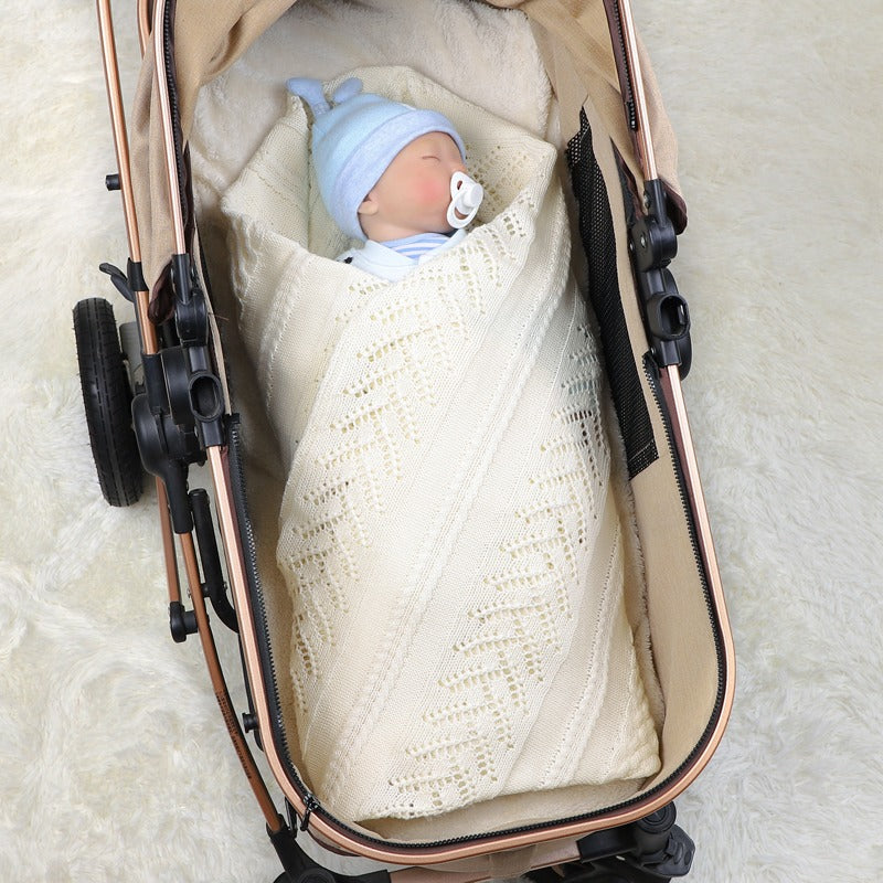 HandKnit™ White Baby Blanket | MamasHero KSA
